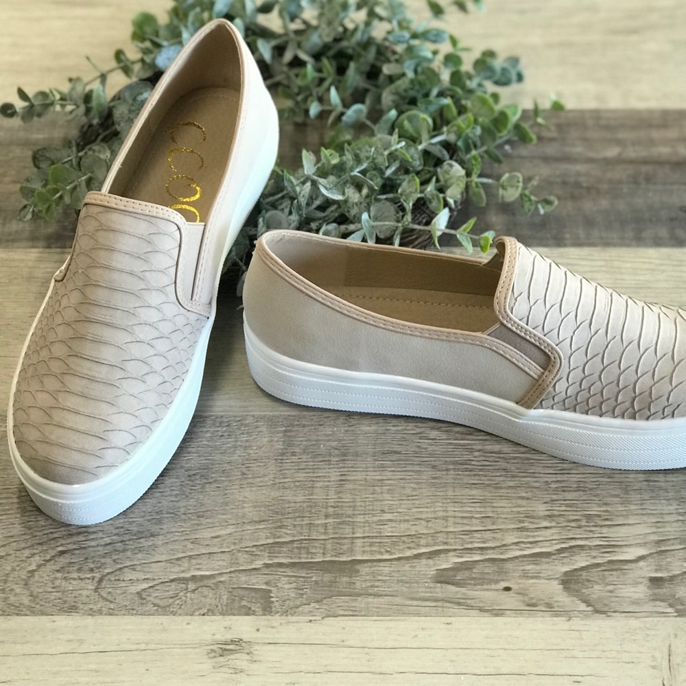 LAST SIZES❗️Peyton Snakeskin Sneaker Taupe - Picture 3 of 5
